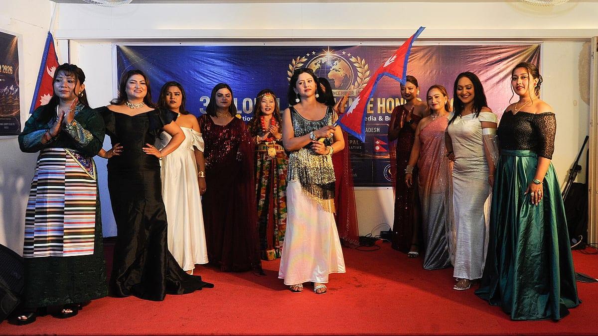 সম্মাননা, গান আর আড্ডায় জমে উঠল বাংলাদেশ-নেপালের ‘গ্লোবাল এক্সিলেন্স অনার’