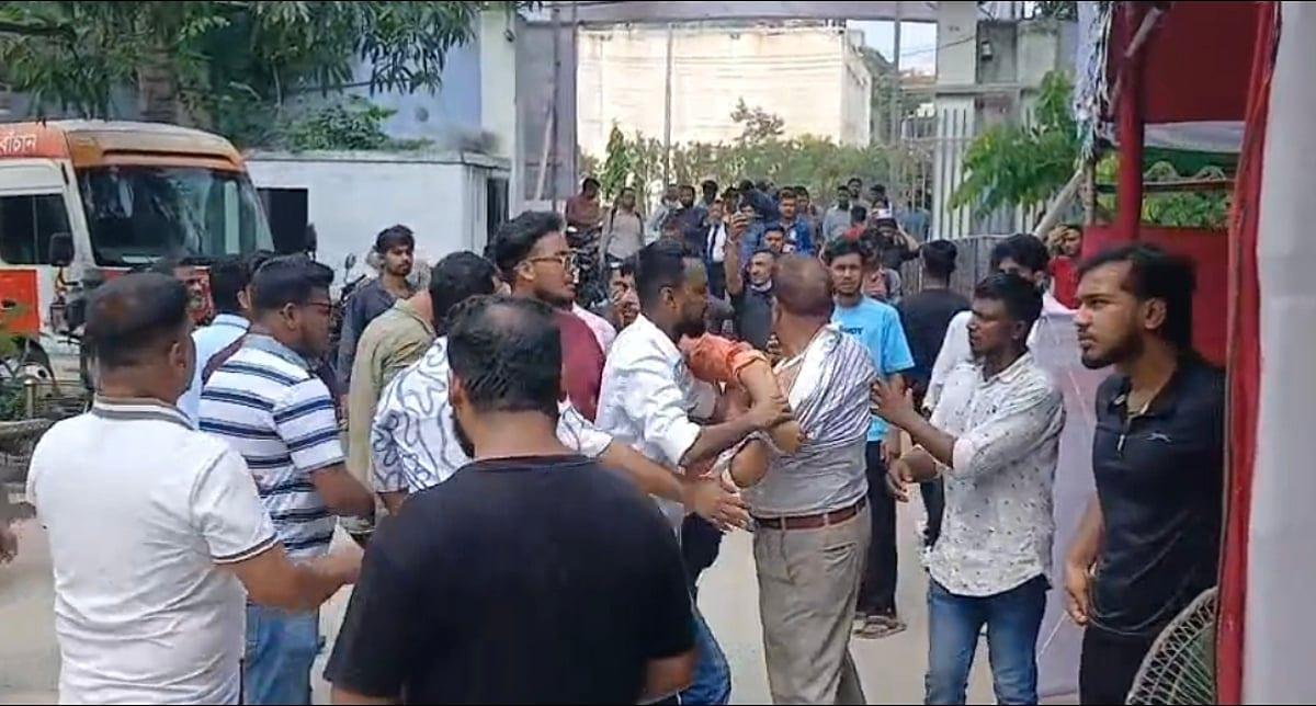 বিএনপির নেতাকে পেটালেন যুবদল নেতার সমর্থকেরা, চারজনকে বহিষ্কার