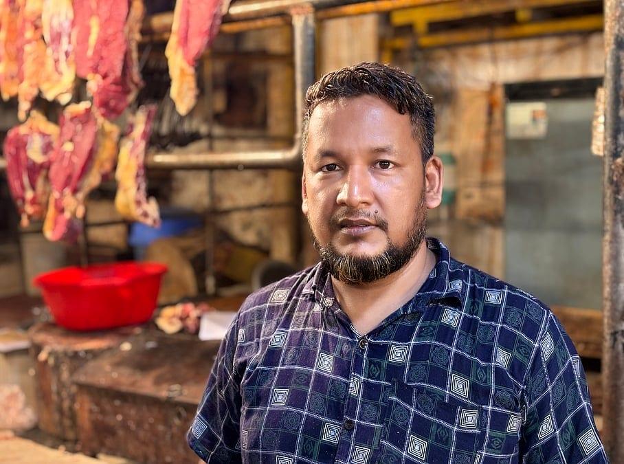ঈদে ১০টি গরু কাটার কাজ নেবেন আমজাদ, কত টাকায় কাটবেন একেকটি?