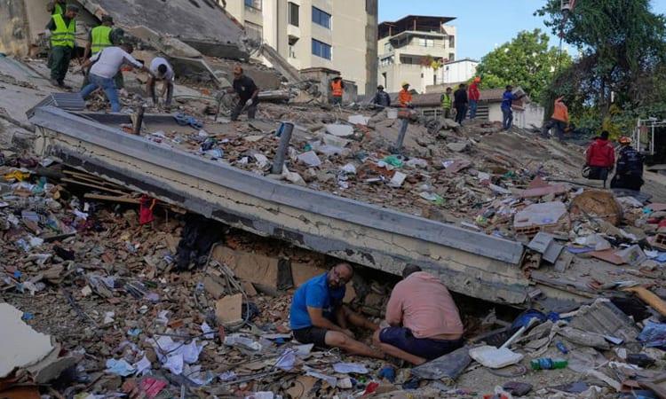 World sends rescuers, aid as Venezuela reels from quakes | International