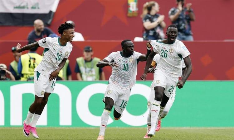 Gueye double keeps Senegal's World Cup hopes alive | News Flash