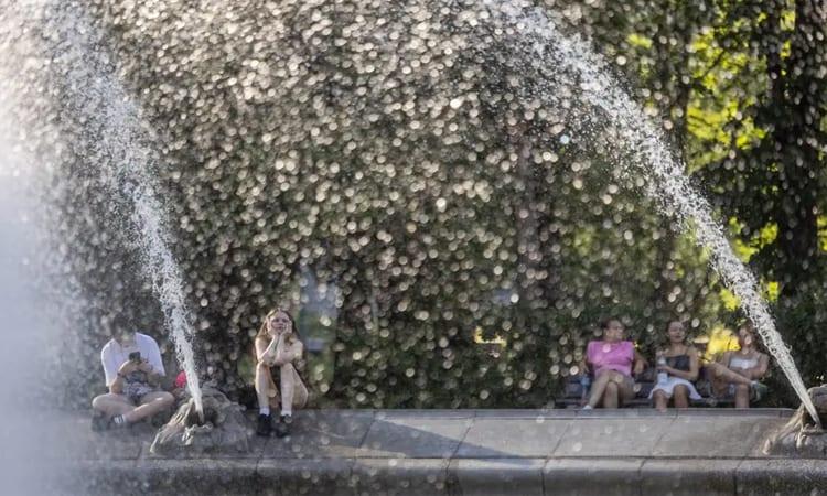 At least 191 mn Europeans face 35C on Sunday: AFP | International