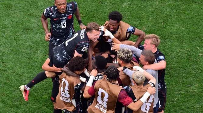Canada reach World Cup last 16 as late strike sinks South Africa | News Flash