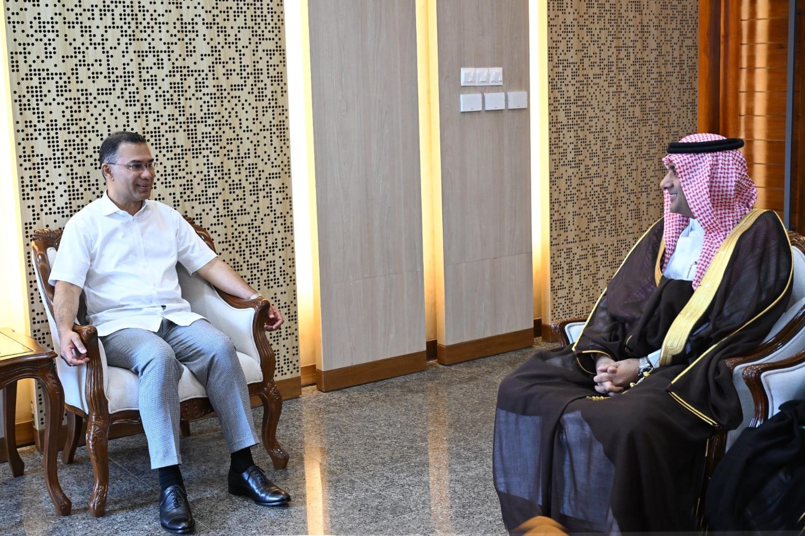 Saudi invites PM to visit Kingdom, Dhaka reciprocates | News Flash