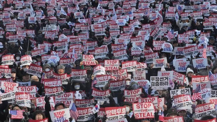 South Korean law targeting false online information takes effect | International