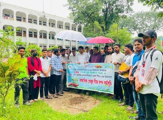 Lalmonirhat launches drive to sow 100,000 date palm seeds | District