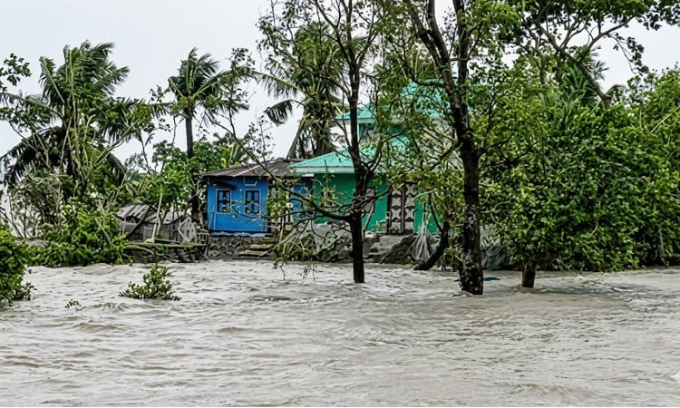 Water begins receding in Bhola's low-lying areas | Special Stories