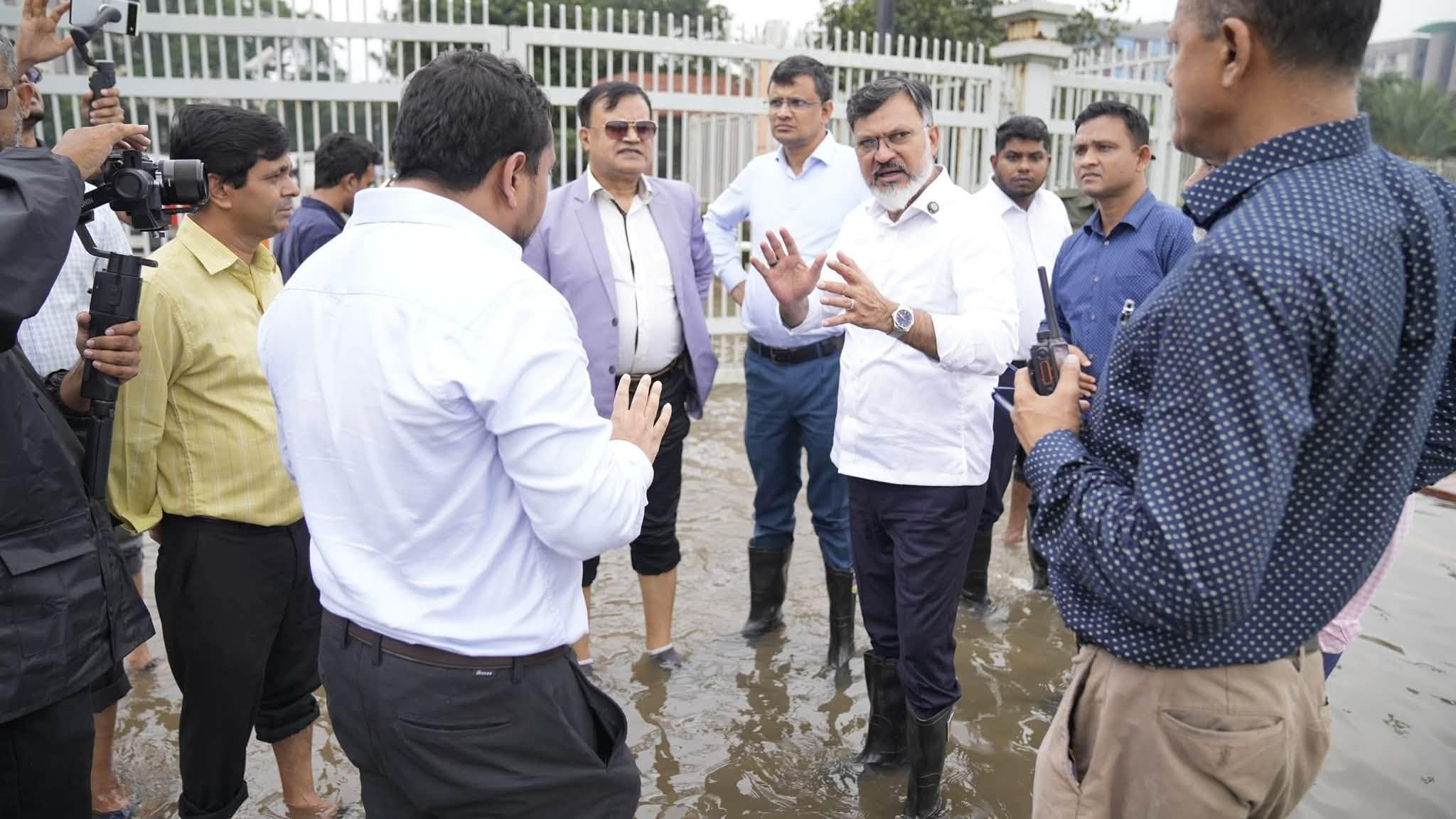 DNCC administrator inspects waterlogged areas, orders swift drainage measures | Others
