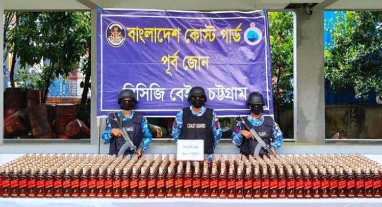 400 bottles of foreign liquor seized in Ctg | District