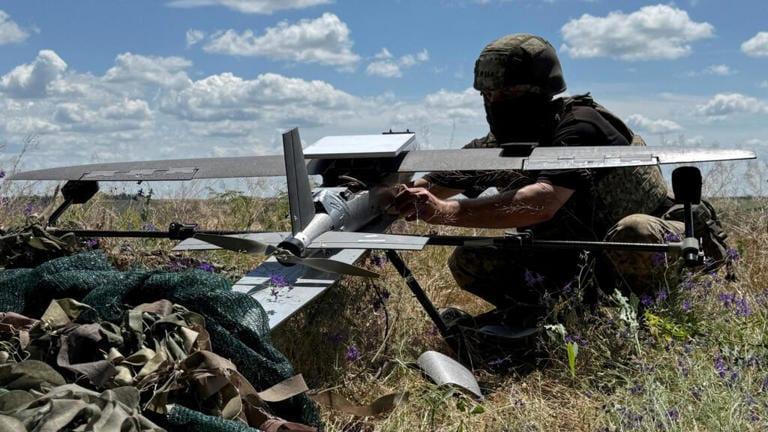 Ukraine allies to gather in Paris to step up pressure on Russia | International
