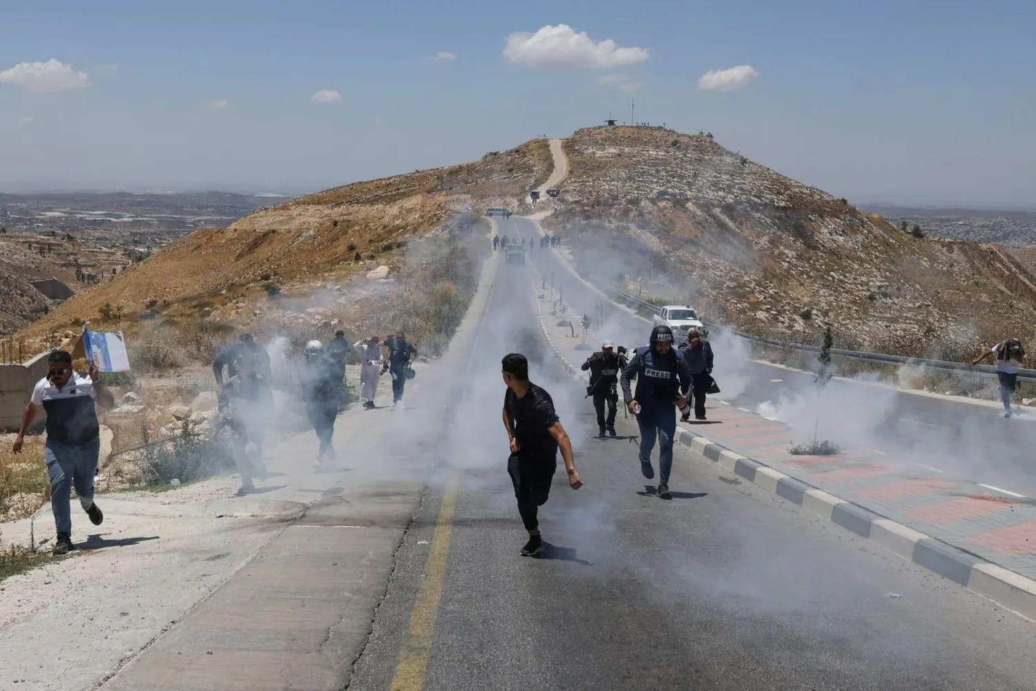 EU countries weigh trade ban on Israeli settlements | Business