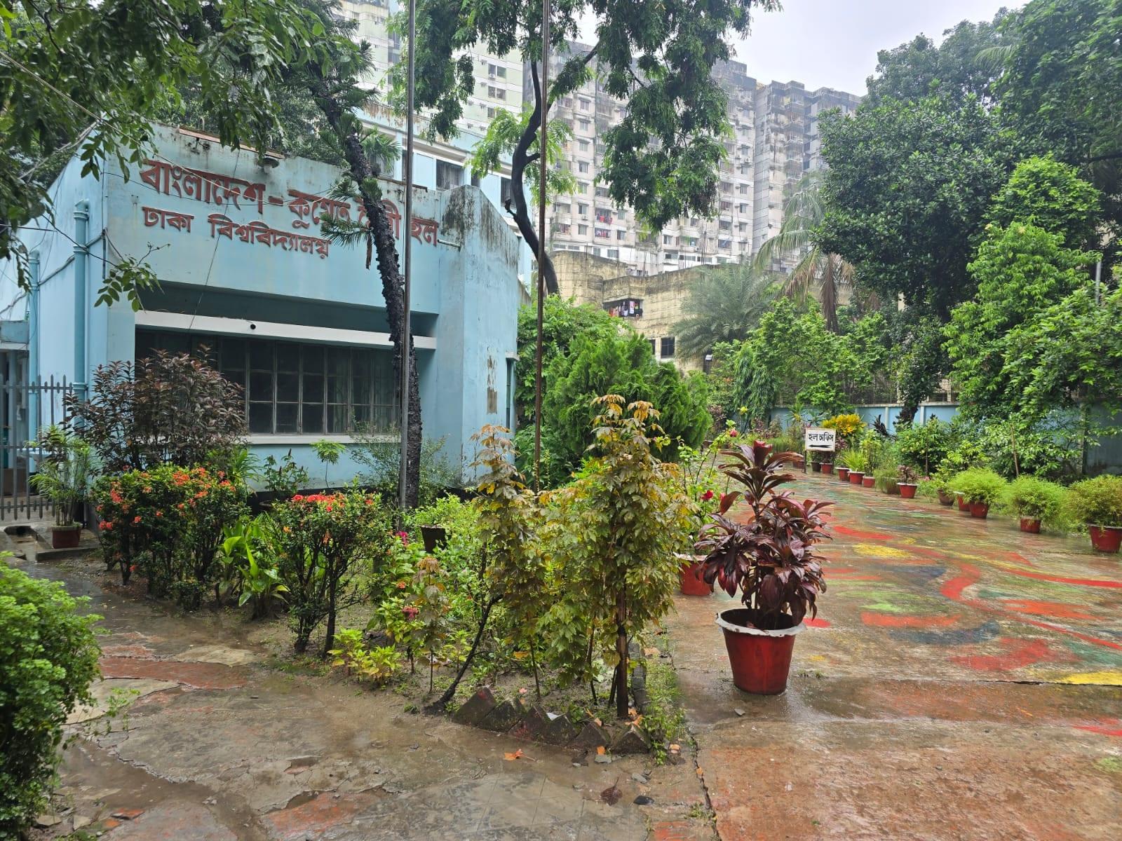 Waterlogging resolved at two DU female halls; emergency committee formed | Education News