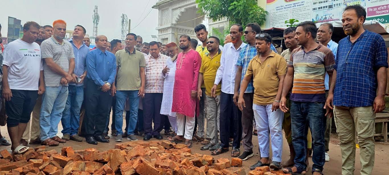 KDA chairman initiates emergency repairs on Shipyard Road to ease suffering | District
