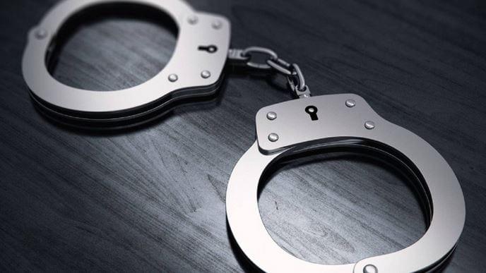 Two held with sunstone in Thakurgaon  | District