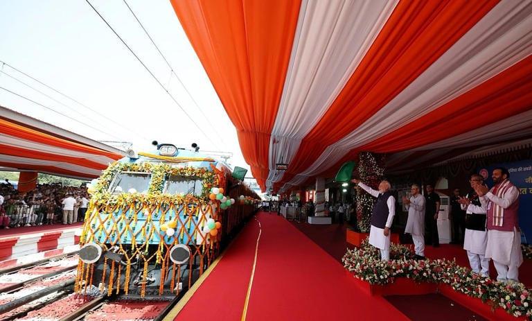 India launches first hydrogen-powered train in clean energy push | International