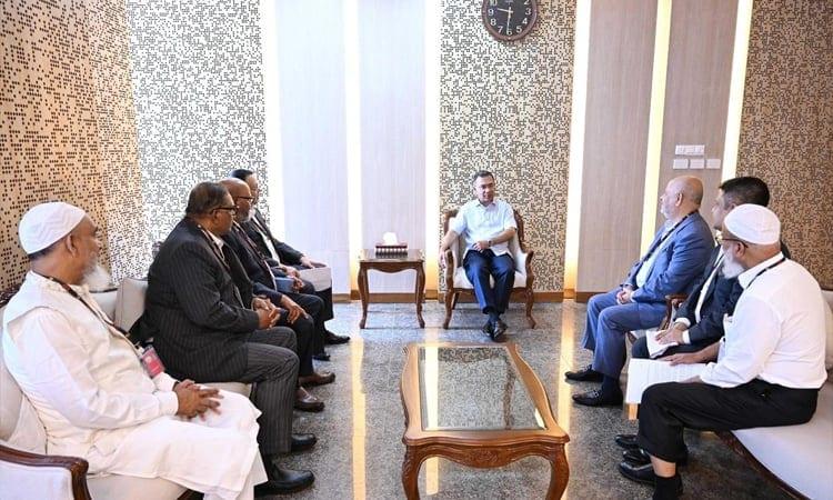 BTMA leaders meet PM, constitute committee to address textile sector issues | News Flash
