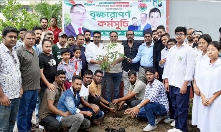 Khulna city Jubo Dal launches tree plantation drive in multiple wards | District