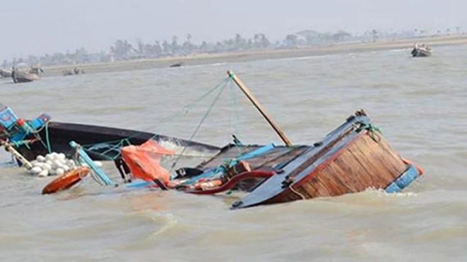 Tourist boat capsizes in Sangu River, six rescued | Others