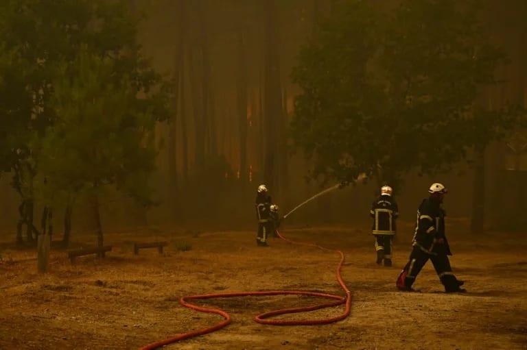 Paris sends 100 firefighters to battle southwest fires | International