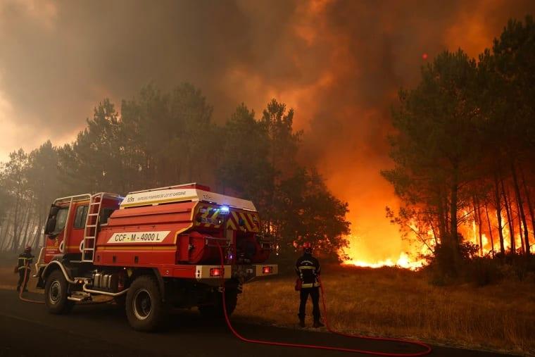 Another 10,000 people evacuated because of wildfires in Spain | International