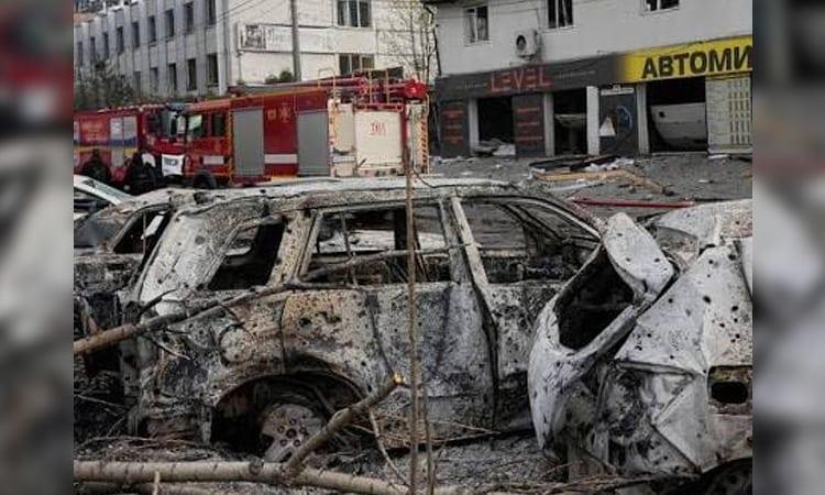 At least 16 killed in Ukrainian and Russian strikes as attacks intensfy | International