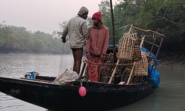 Govt stands by Sundarban fishermen during fishing ban period | Special Stories