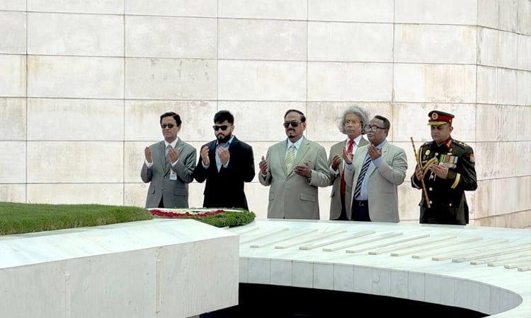 Acting President pays homage at graves of Ziaur Rahman, Khaleda Zia | News Flash