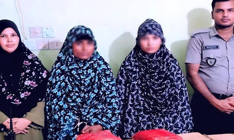 Two women held with 4-kg ganja in Rangpur metropolis | District