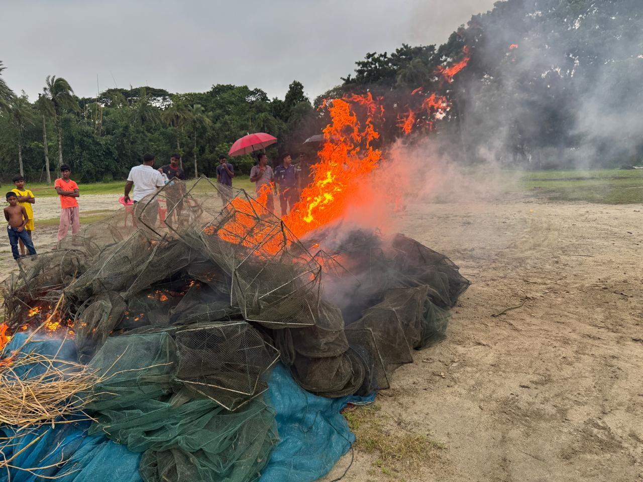 2,000 metres of illegal nets seized, two fined in Bagerhat | District