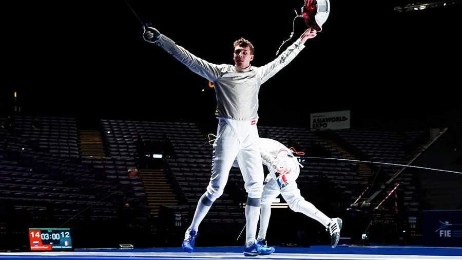Russian fencer wins world championship gold under his country flag | Sports