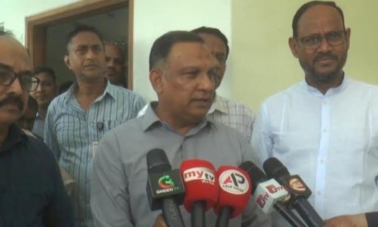 Shariful for providing easy loans to sustain Tangail handloom industry | Others