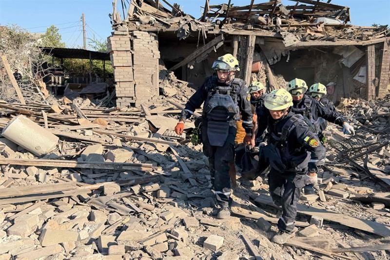 14 dead as Ukraine, Russia exchange strikes: officials | International