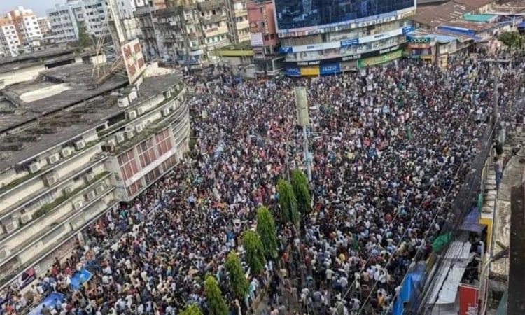 Ctg streets were filled with slogans of victory at the news of Hasina’s fleeing | Special Stories