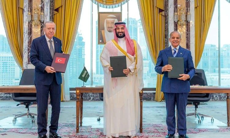 Saudi Arabia, Turkey, Pakistan sign defence pact amid regional war | News Flash
