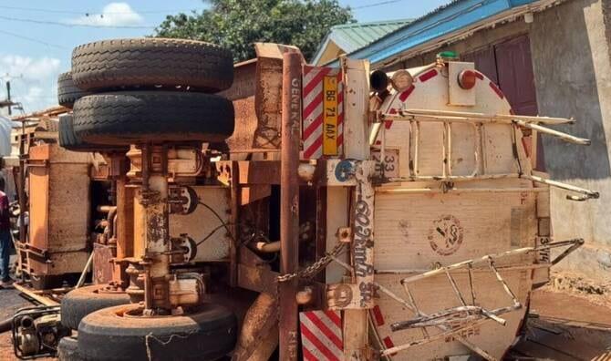 At least eight killed in C. Africa road accident | International