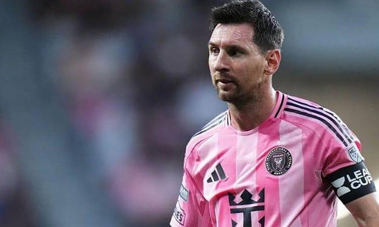 Lionel Messi bids farewell to father who guided his glittering career | Sports