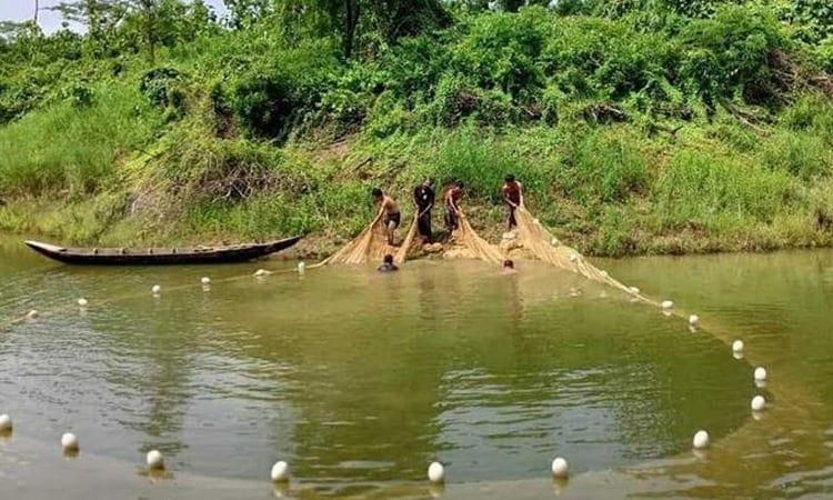 Fishing to resume in Kaptai Lake from midnight today | District