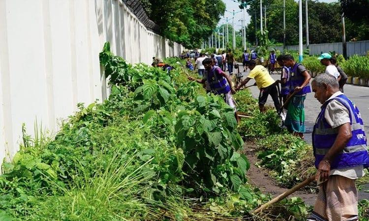 RCC conducts special cleanliness drive to ensure clean environment | District