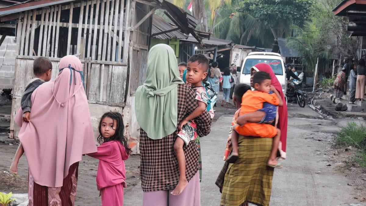 Powerful quake off Indonesia sparks mass evacuations | International