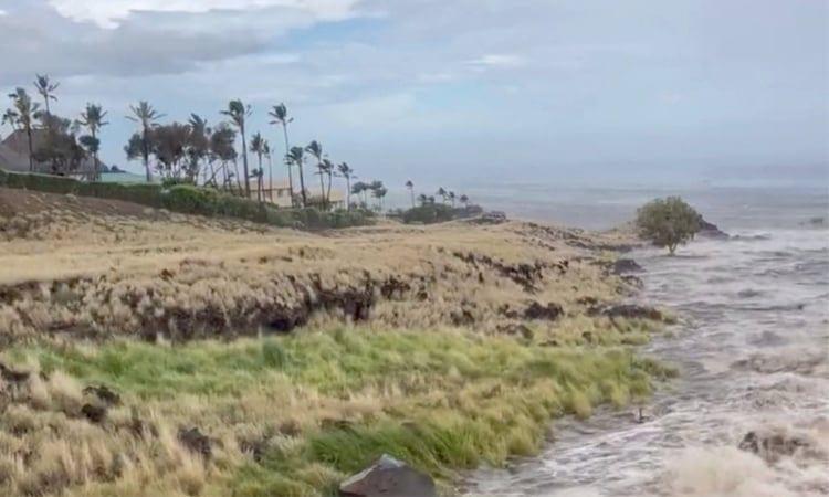 Hurricane Lala pulls away from Hawaii's Big Island | International