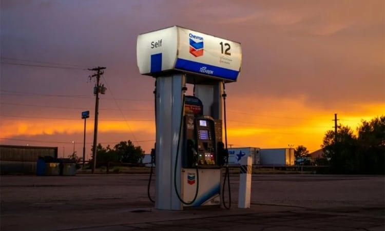 Stocks mixed as US data ease rate fears but fuel economic worries | Business