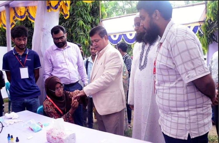 3-day blood grouping campaign for students begins at BRUR | District
