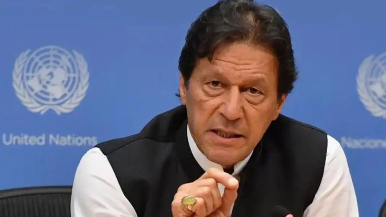 Pakistan Supreme Court orders ex-PM Khan moved from jail to hospital | International
