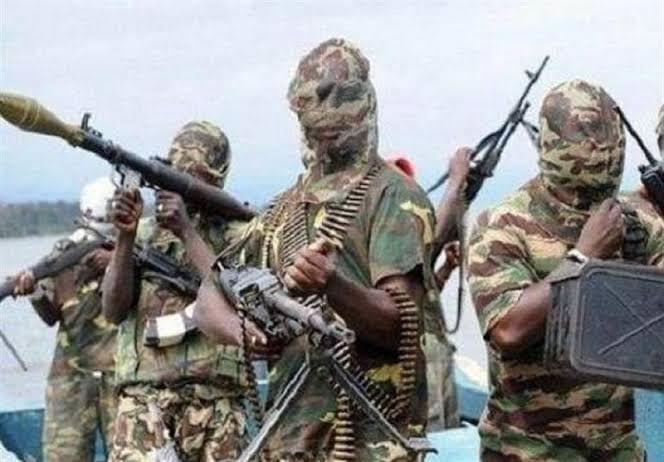 Gunmen kill at least 24 in central Nigeria: survivors | International