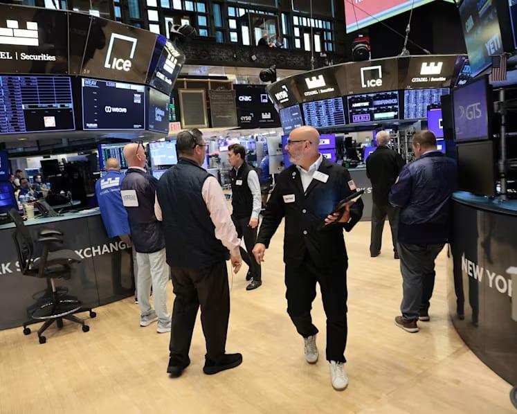 Stocks mostly drop as Mideast hopes dim, interest rates rise | Business