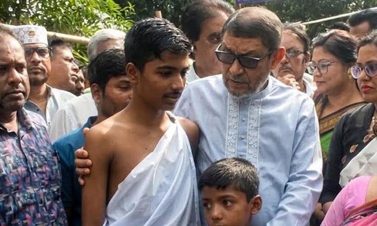 Health Minister stands by Kanika’s family | News