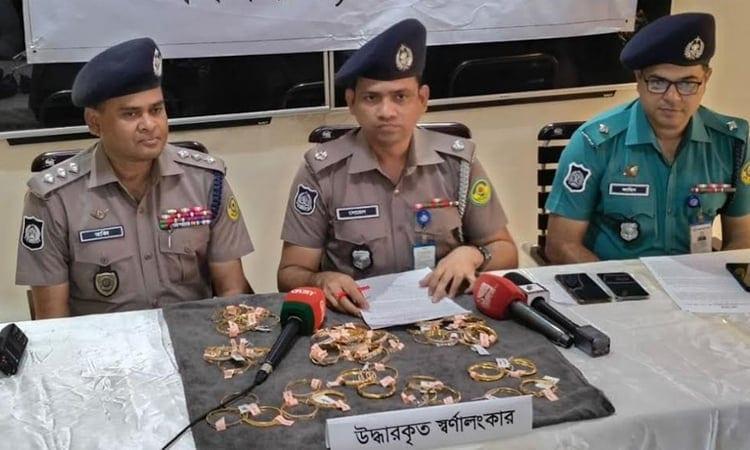 Over 99 bhori gold bangles stolen from Ctg shop recovered, 6 held  | Others