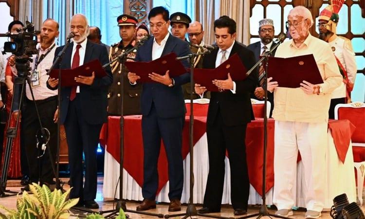 Four new ministers, two state ministers take oath | News