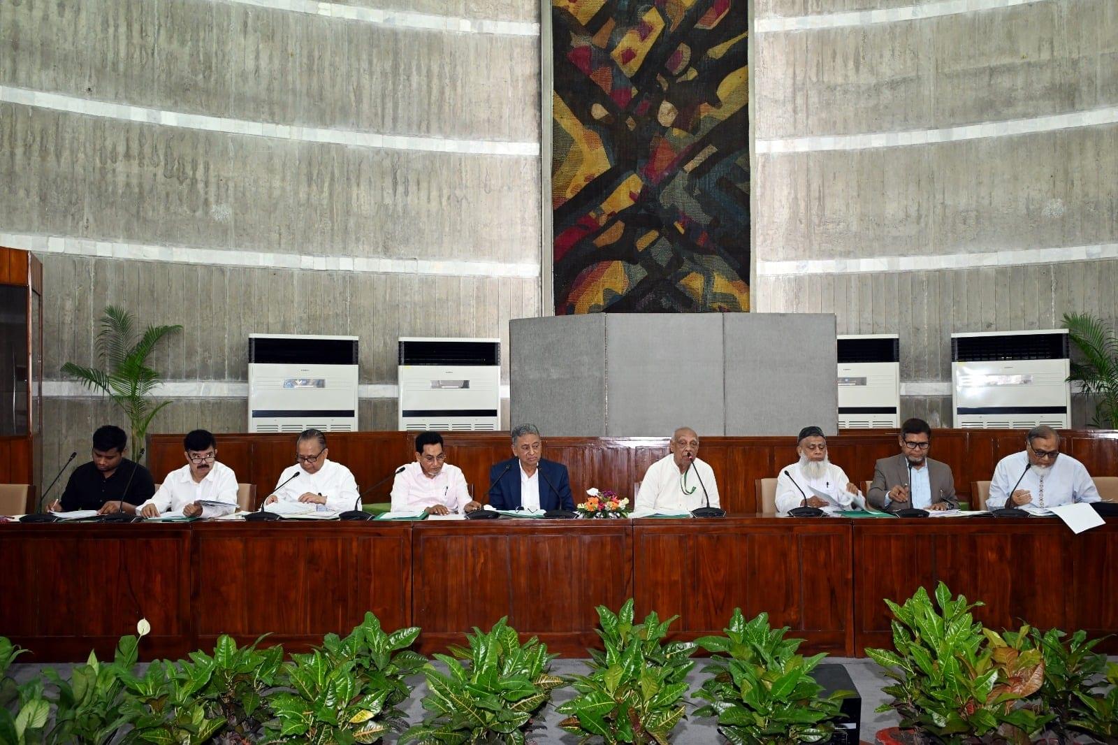 Parliamentary Committee stresses transparent, modern, effective accounting system | Business