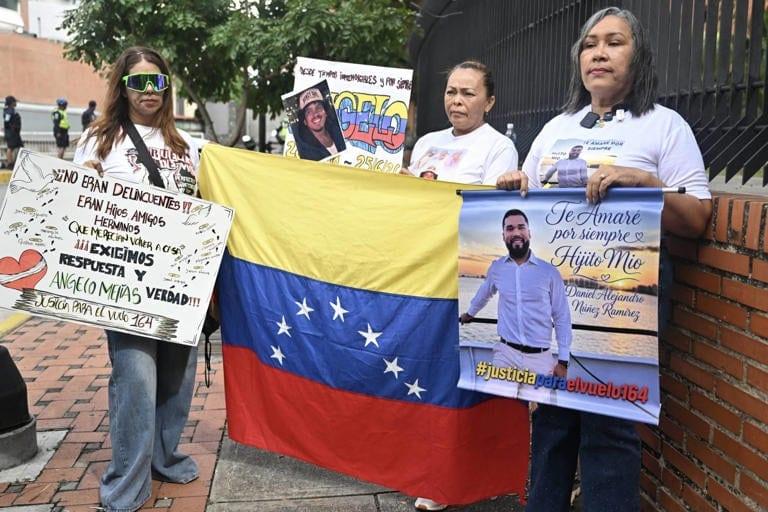 Families of Venezuelans deported from US who died in quakes ask for apology | International